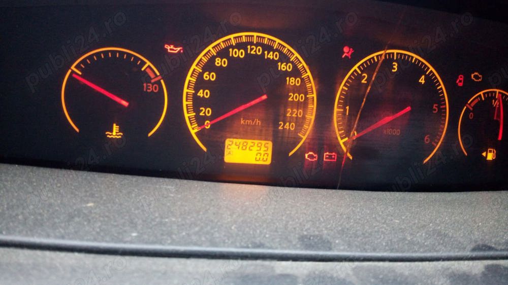 Vand autoturism Nissan,an fabricatie 2005,diesel. Vand autoturism Nissan,an fabricatie 2005,diesel.