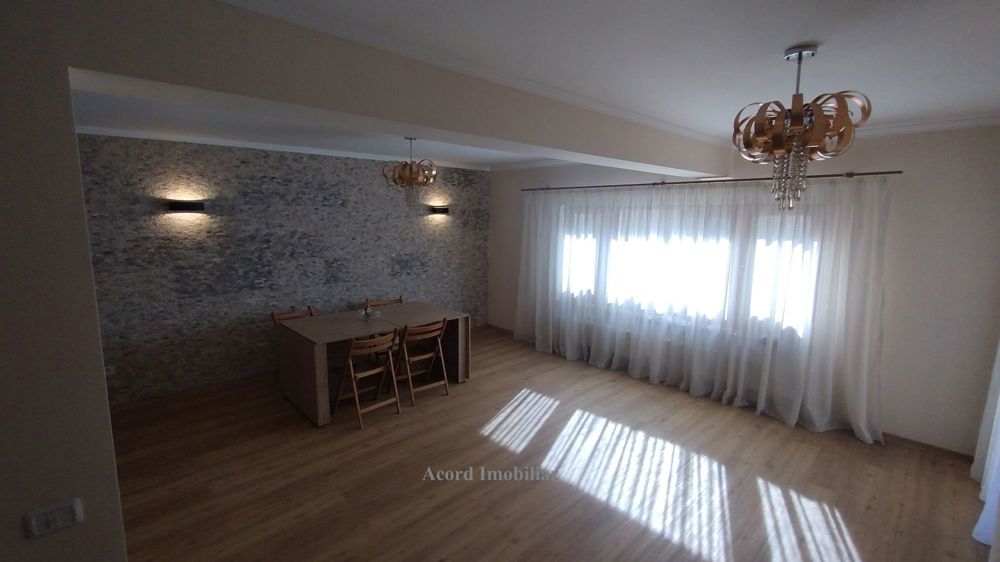 Casa căramidă cu placă de beton,  Valu lui Traian