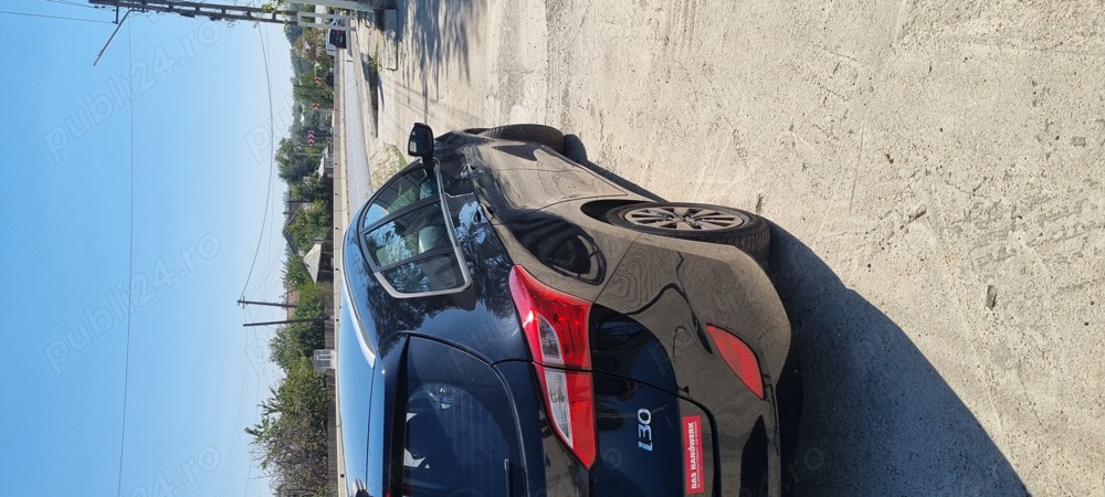 Vând Hyundai i30