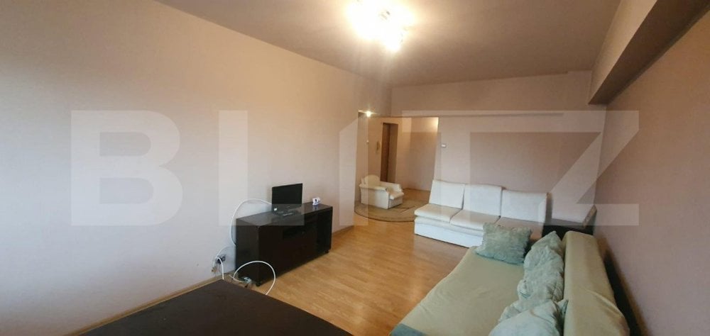 Apartament de 2 camere, 65 mp, AC, centrala termica, zona Patria