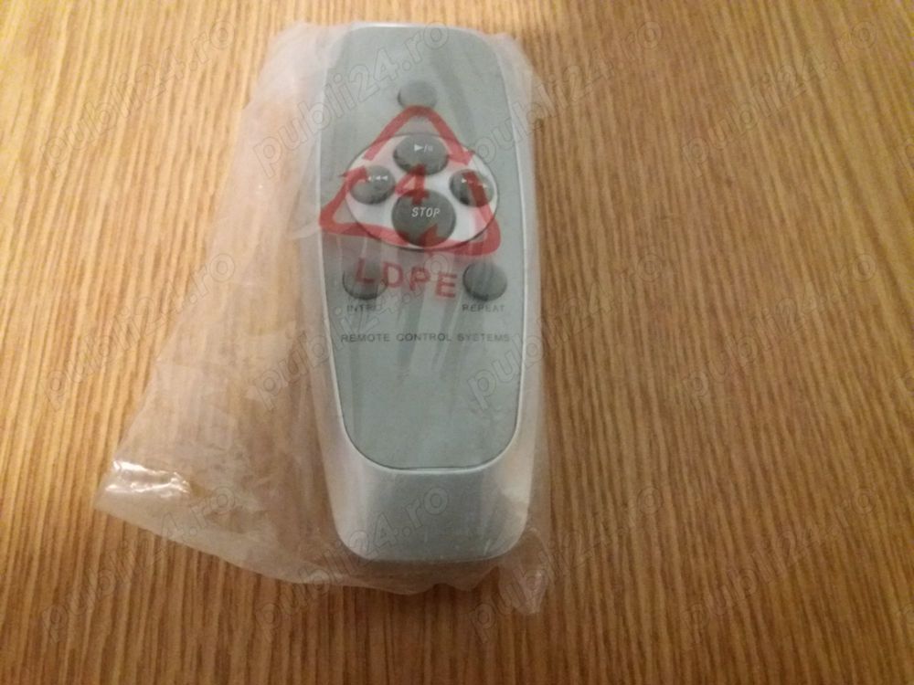 Telecomanda sistem boxe Platinium, gri, noua