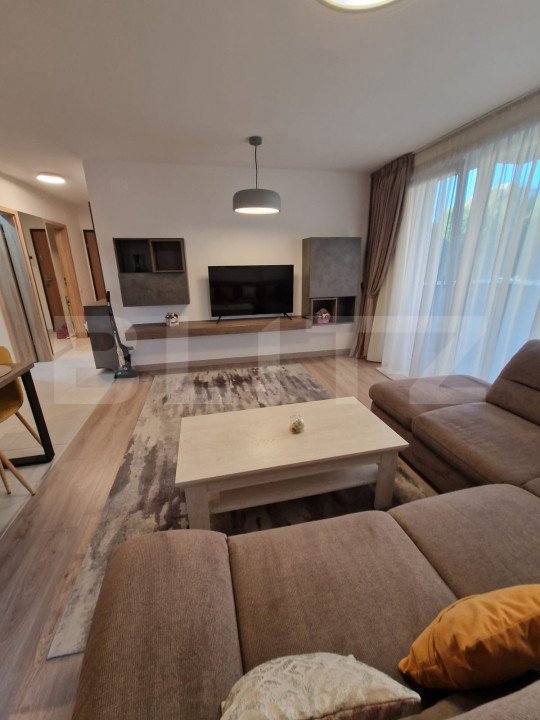 De vanzare apartament 2 camere,  Carpatilor, Brasov         