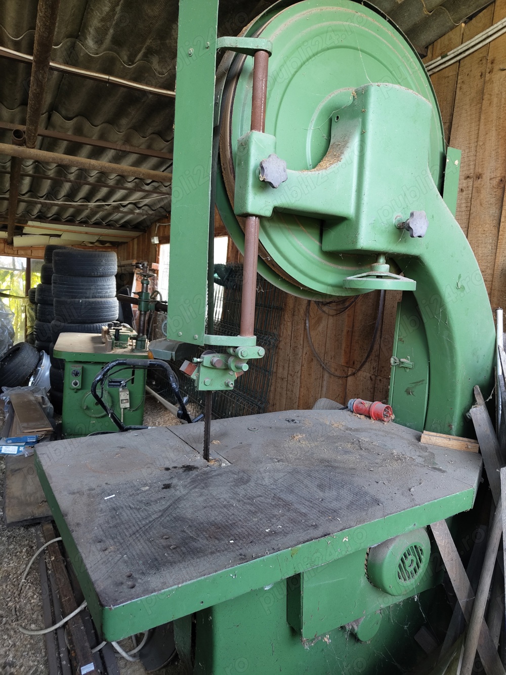 utilaje de tâmplărie 