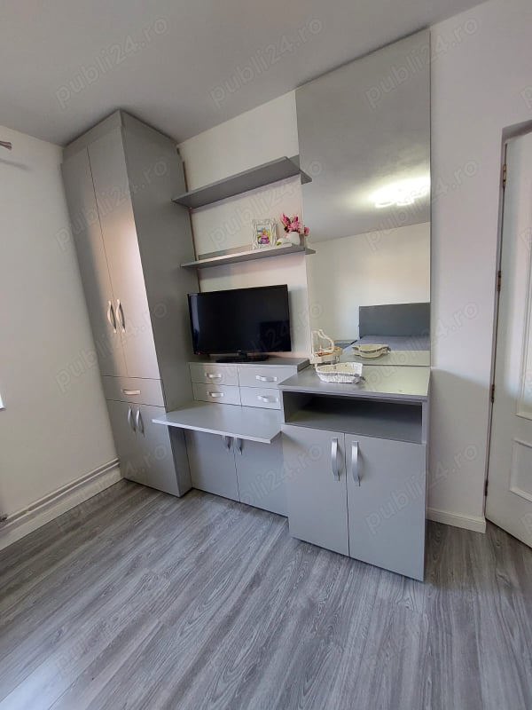 Muncitori Mobila Muncitori Mobila