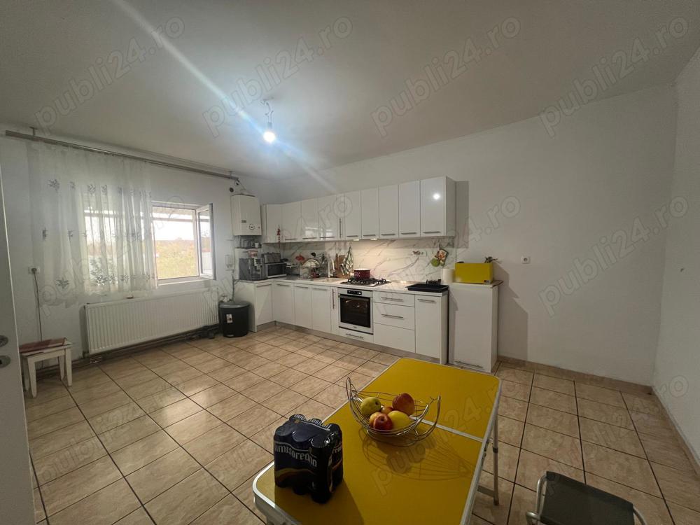 Vand apartament 4 camere la casa zona Aradul Nou - ID : RH-41579-property