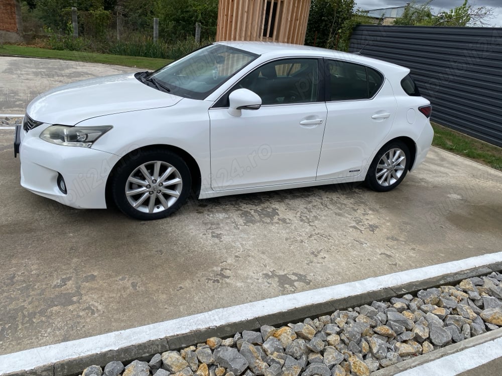 Lexus CT 200h