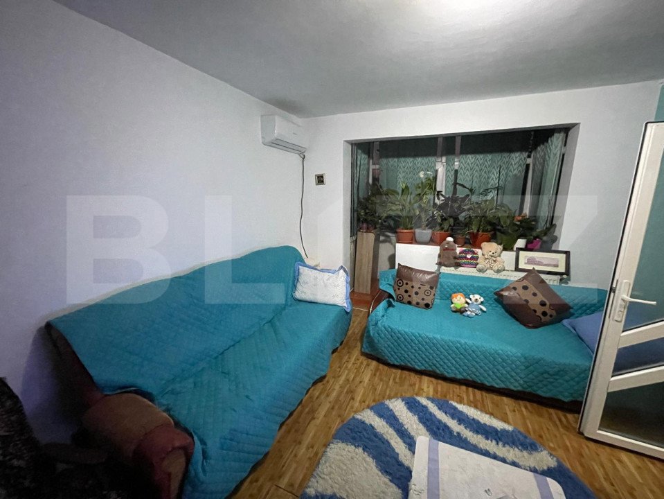 Apartament 2 camere, zona 9 Mai 