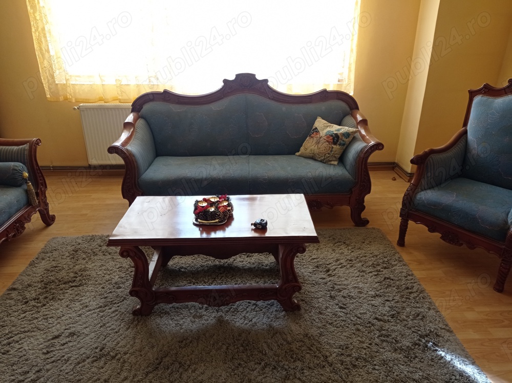 Vînd set sufragerie din lemn masiv sculptat