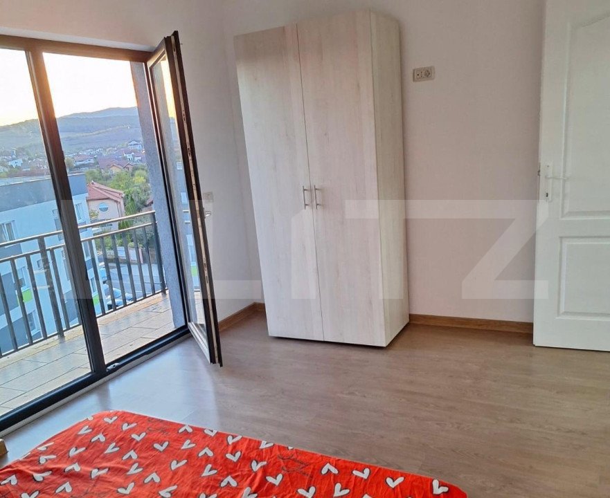 Apartament 3 camere, 78 mp, bloc nou, zona Cetate