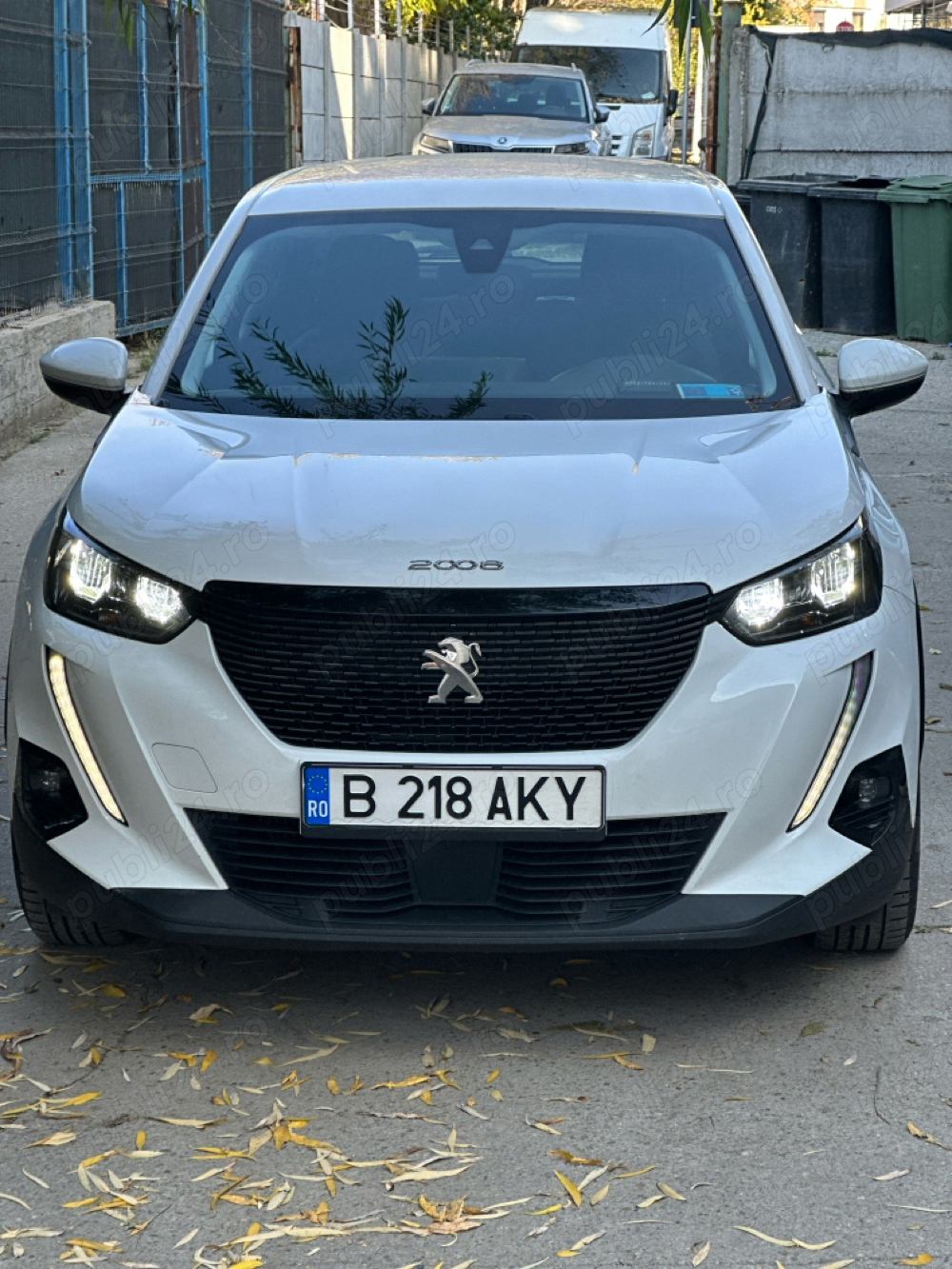 Peugeot 2008 Led Camera Lane assist  franeaza singur 