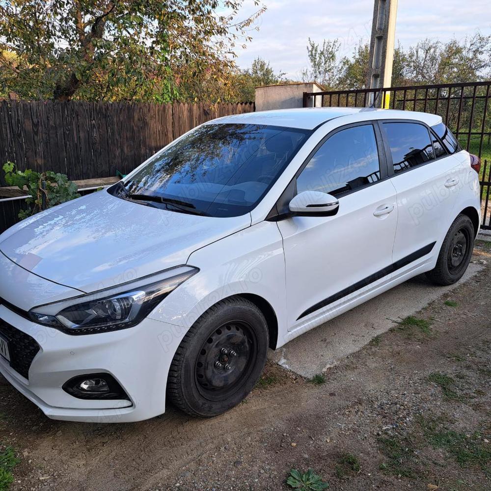 Hyundai i20, 84 cp, 1.25 Led line, in garantie, primul proprietar