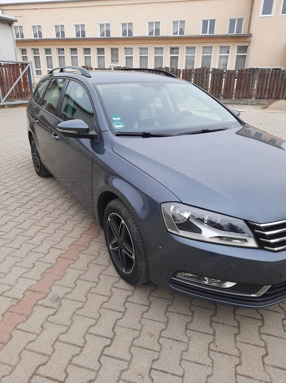 Vand Volkswagen Passat b7 1.4 benzina 122 cp