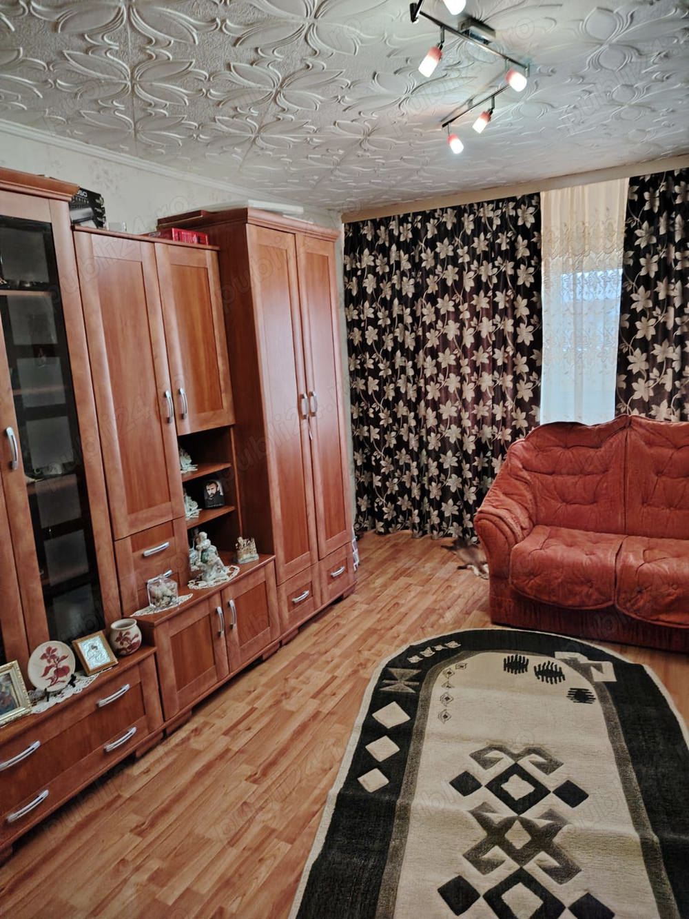 Se vinde, Apartament cu 2 camere!