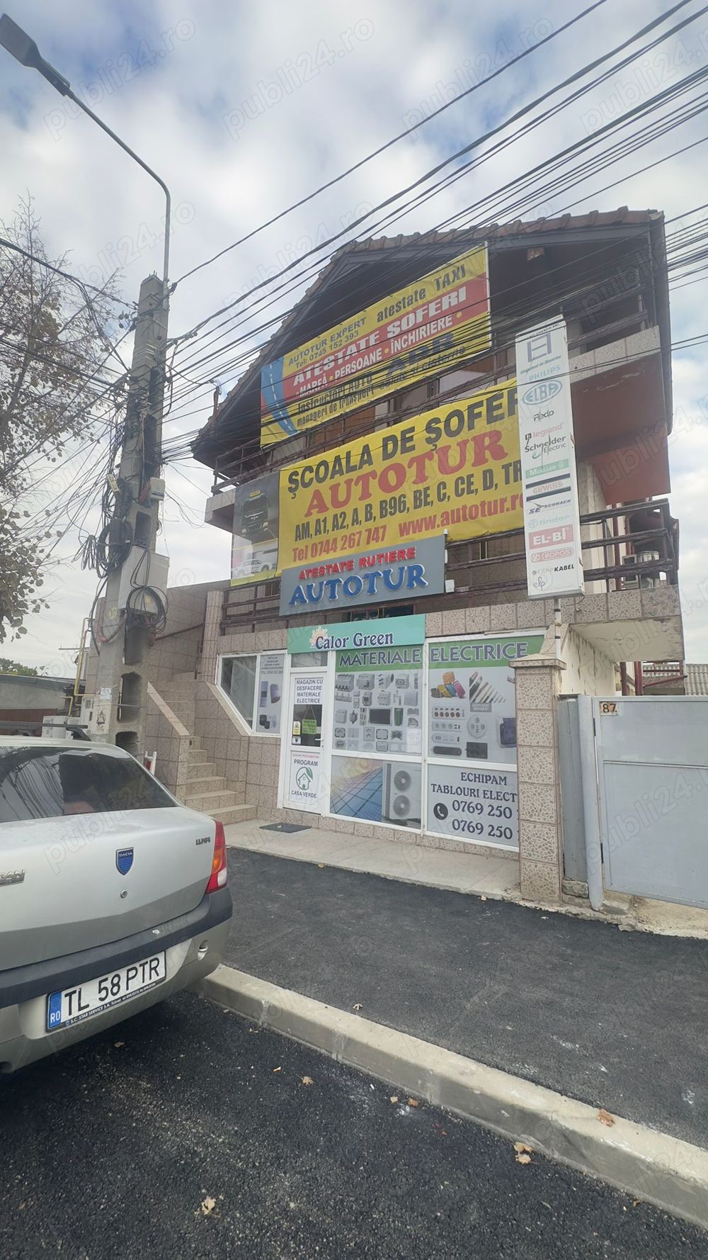 Inchiriez Spatiu Comercial 80Mp Parter, iesire la strada