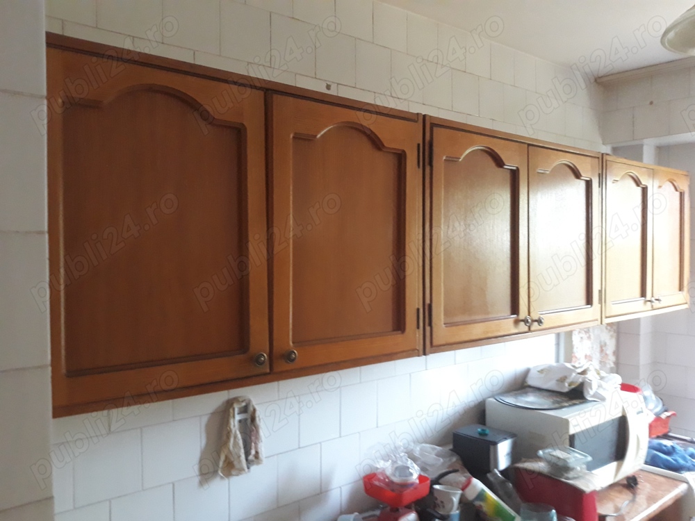 Vand mobila sufragerie vintage