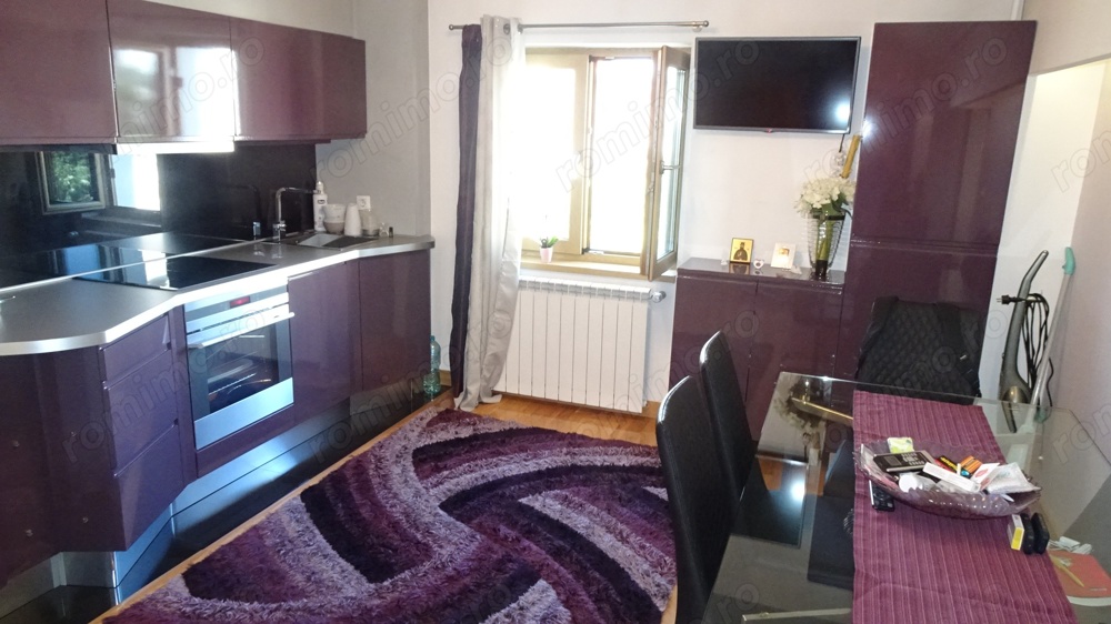 Vand apartament 2 camere decomandat in Deva, zona ultracentrala (Spitalul Judetean), etaj 3, 