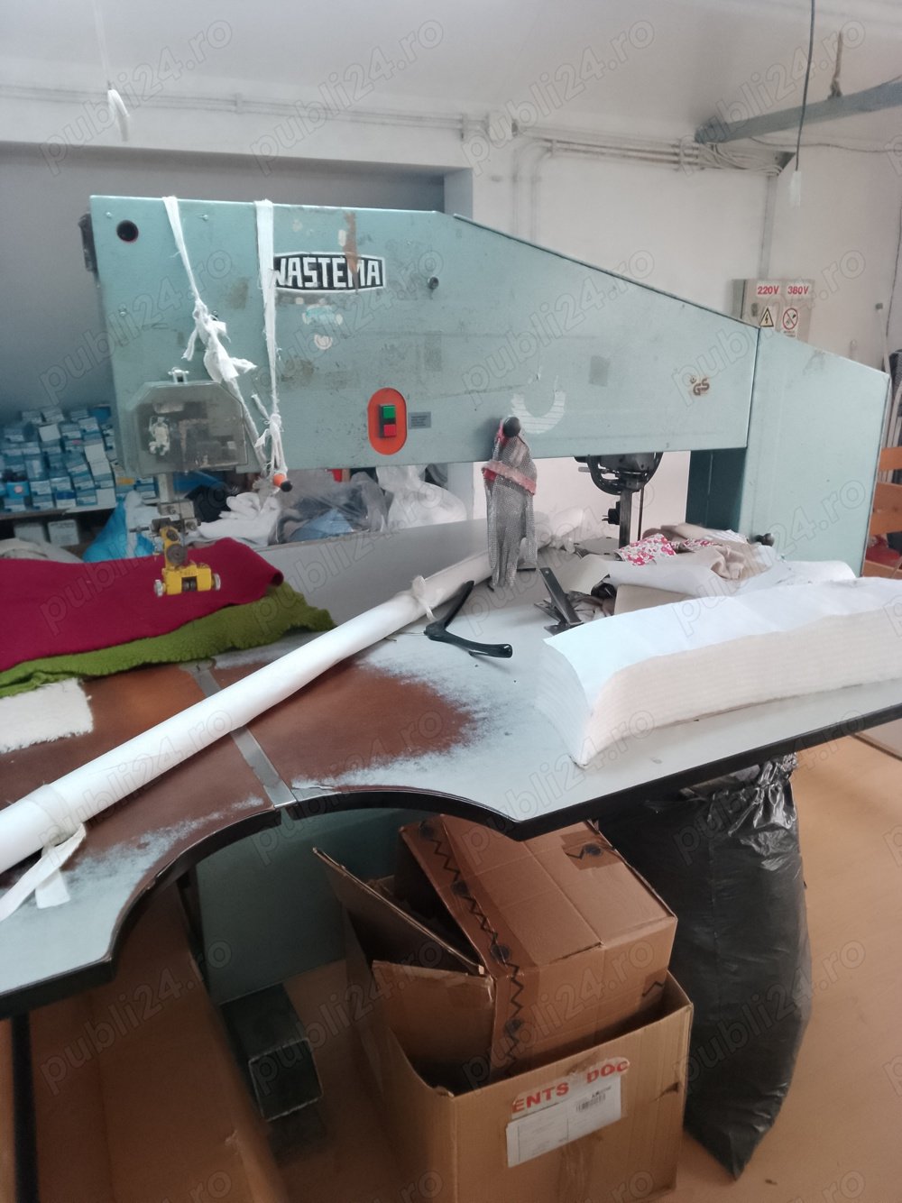 Banzic croi si masini de cusut industriale