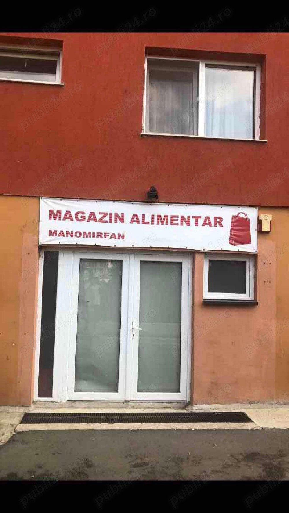 Vand inchiriez spatiu comercial 2 intrari Floresti Teilor