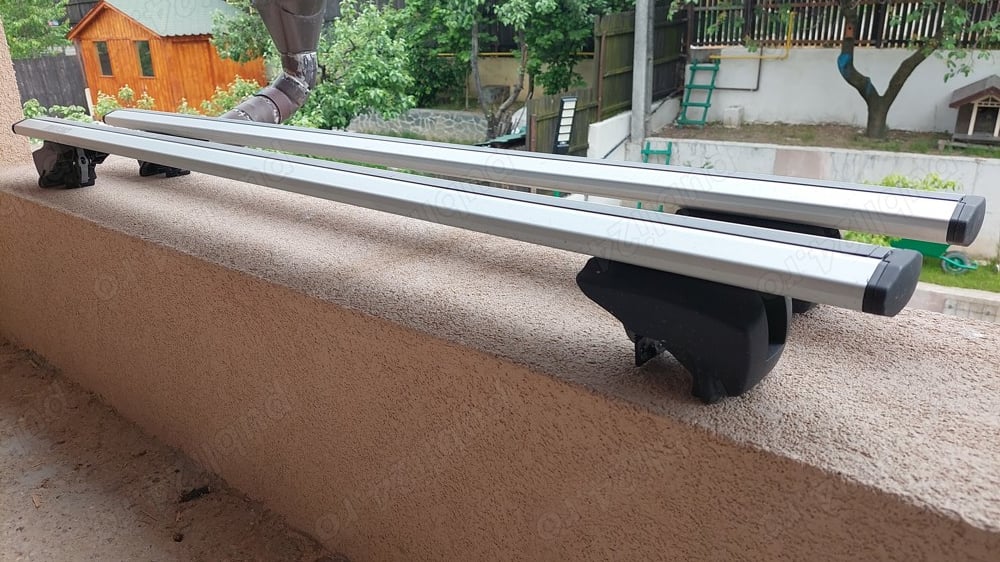 Vând bare transversale MENABO, NEFOLOSITE + alte articole(la schimb). 499 Lei.