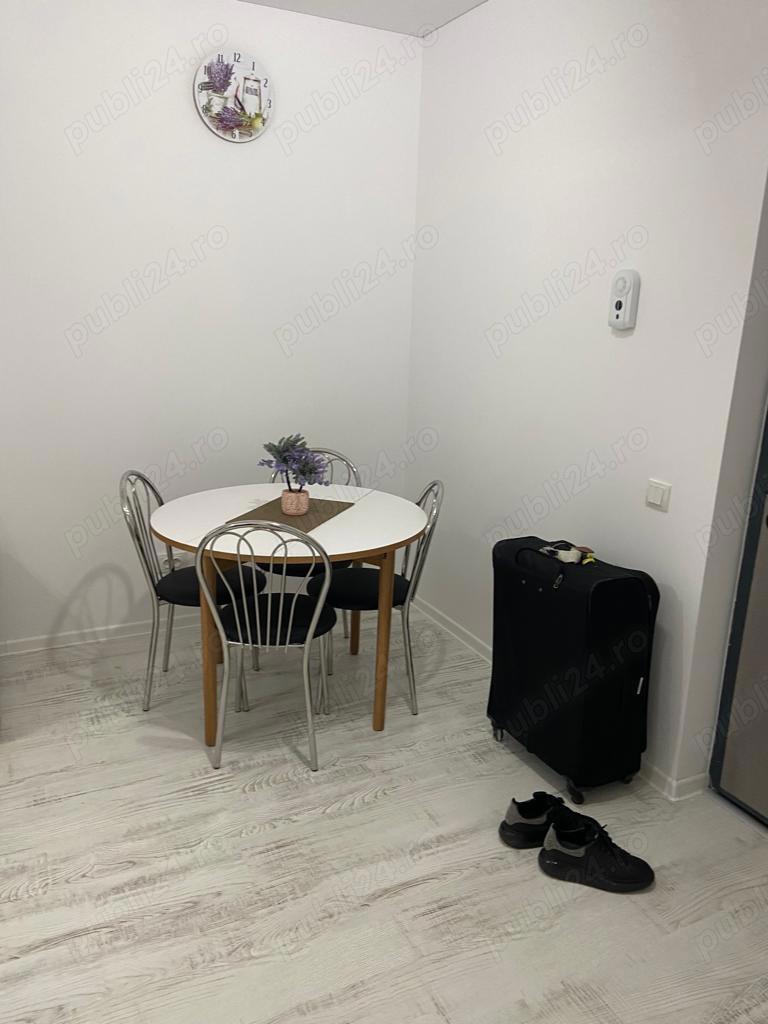 Apartament 2 camere tip studio de închiriat 