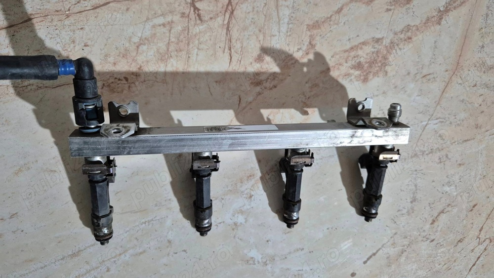 Rampa cu injectoare Opel Corsa D 1.2 Benzina motor Z12XEP