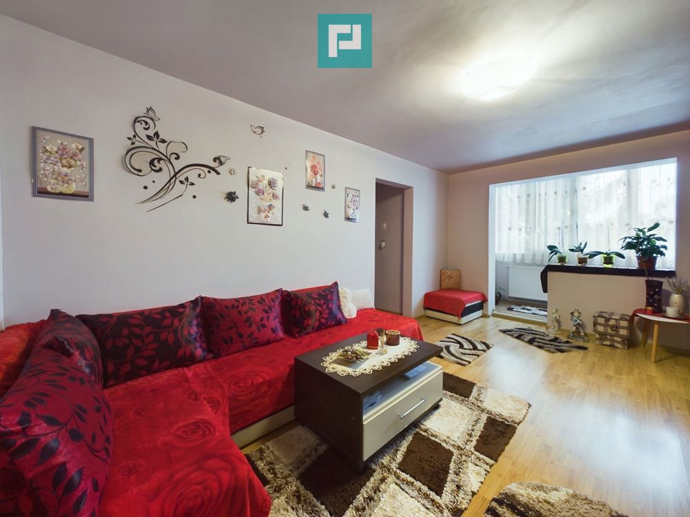 Apartament 3 Camere în Vlaicu, la Z-uri