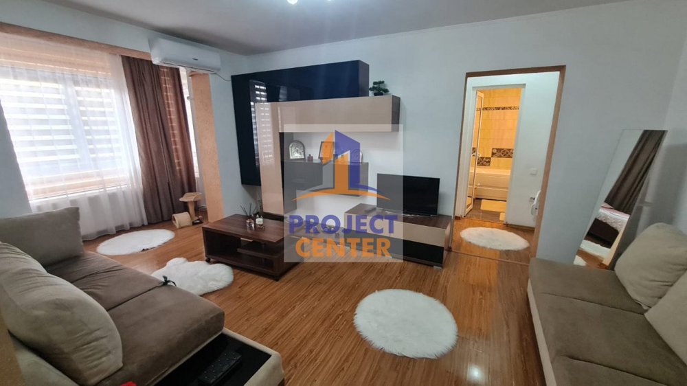 Apartament 3 camere Calea Bucuresti, confort 1, etaj 2