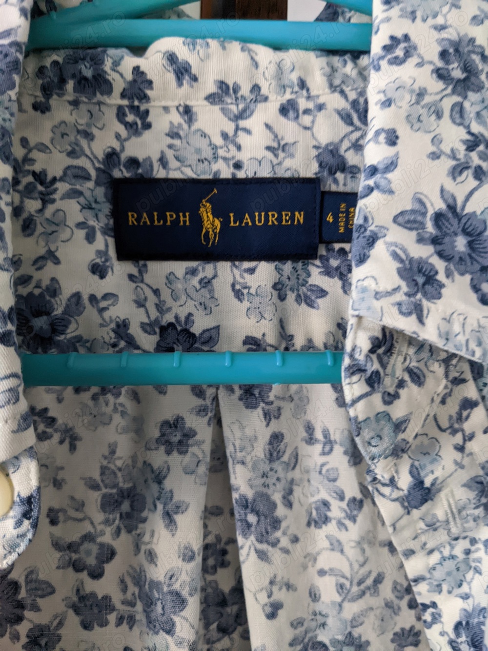 geacă si cămașă de firmă 