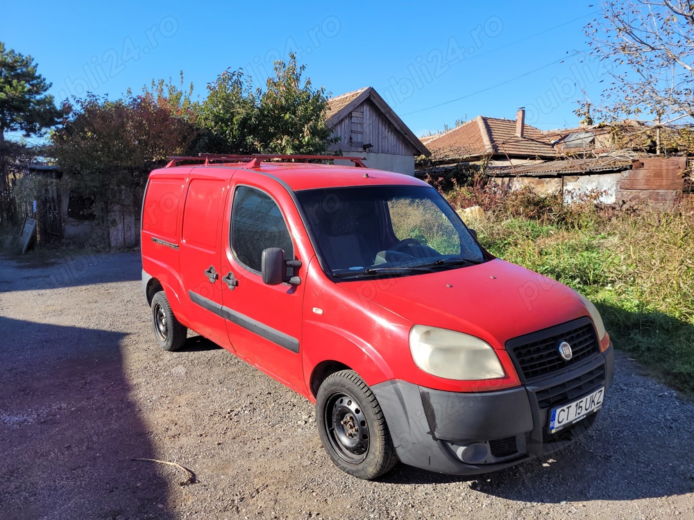 Vând Fiat Doblo 