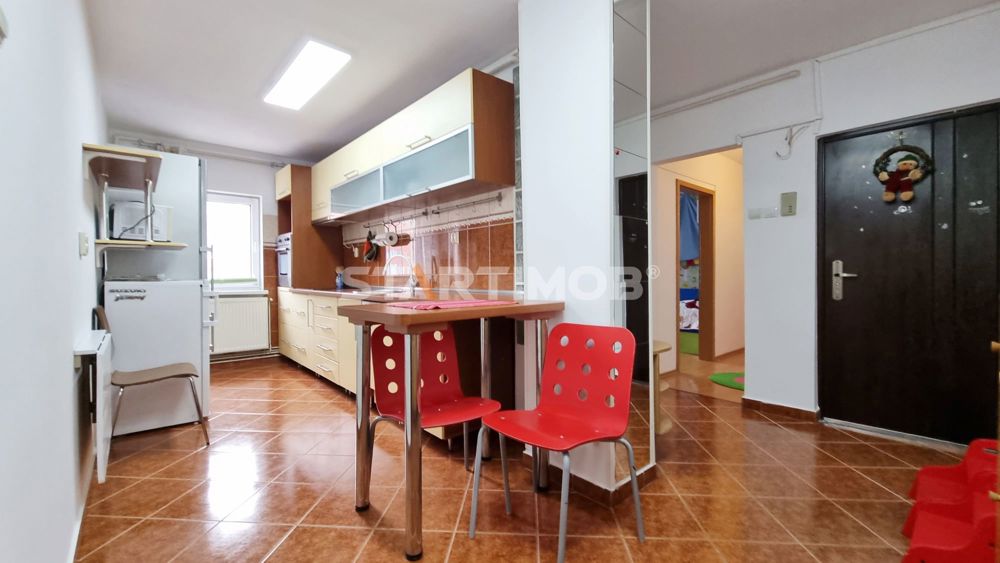 Apartament mobilat 3 camere Astra 2 parcari