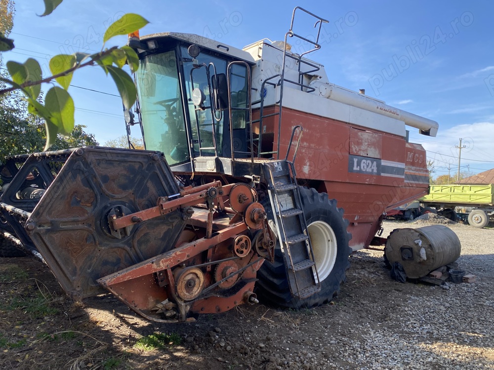 Vând combină Laverda 624 Vând combină Laverda 624