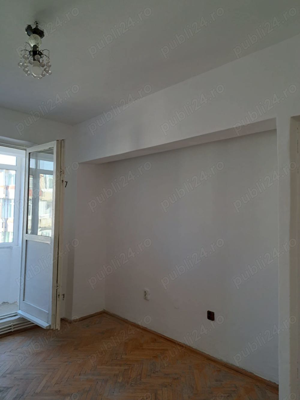 Vanzare apartament 2 camere