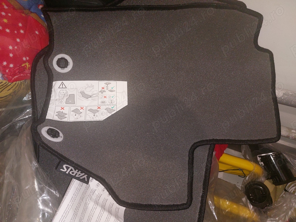 Covorașe textile originale Toyota Yaris 4