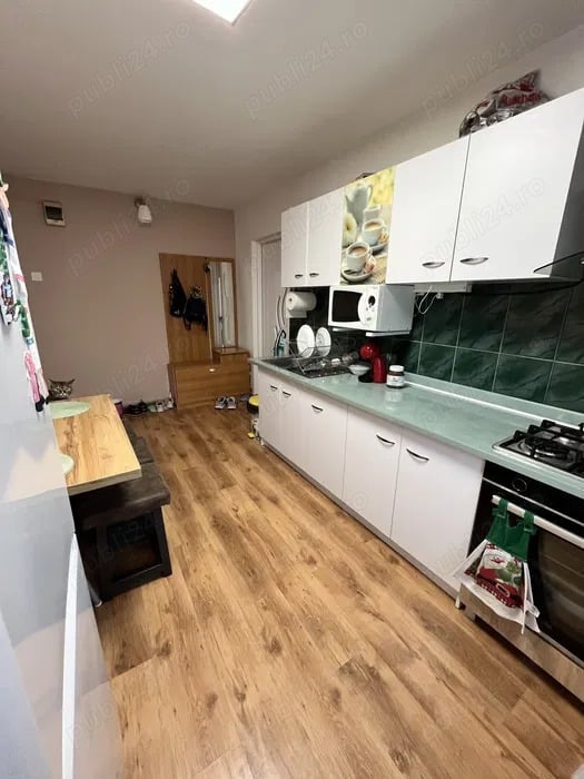 Vand apartament cu 2 camere în Calea Aradului amenajat bloc izolat