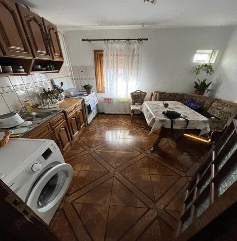 De vânzare apartament cu 2 camere în Calea Aradului amenajat mobilat utilat