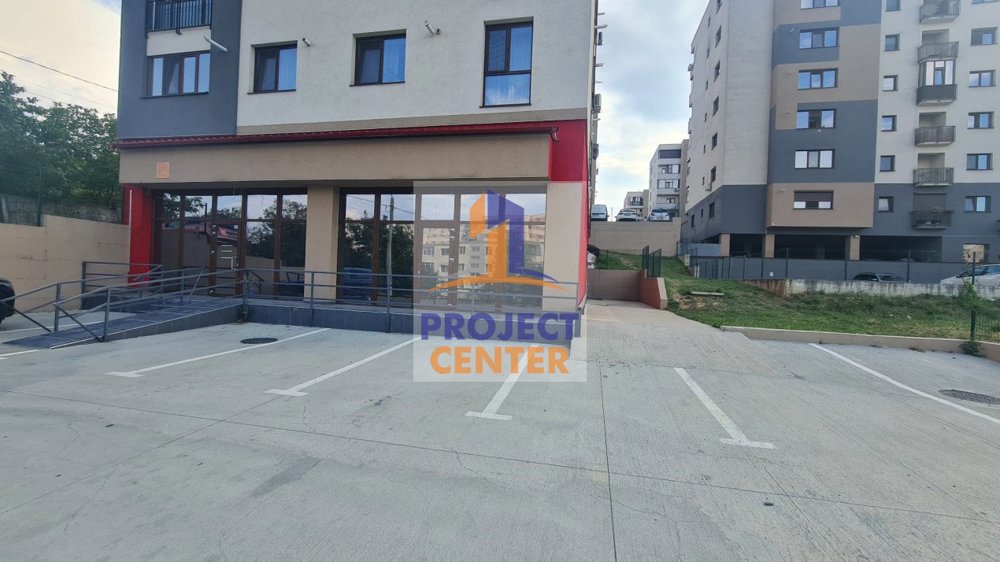 Spatiu comercial, suprafata utila 281 mp, Nord