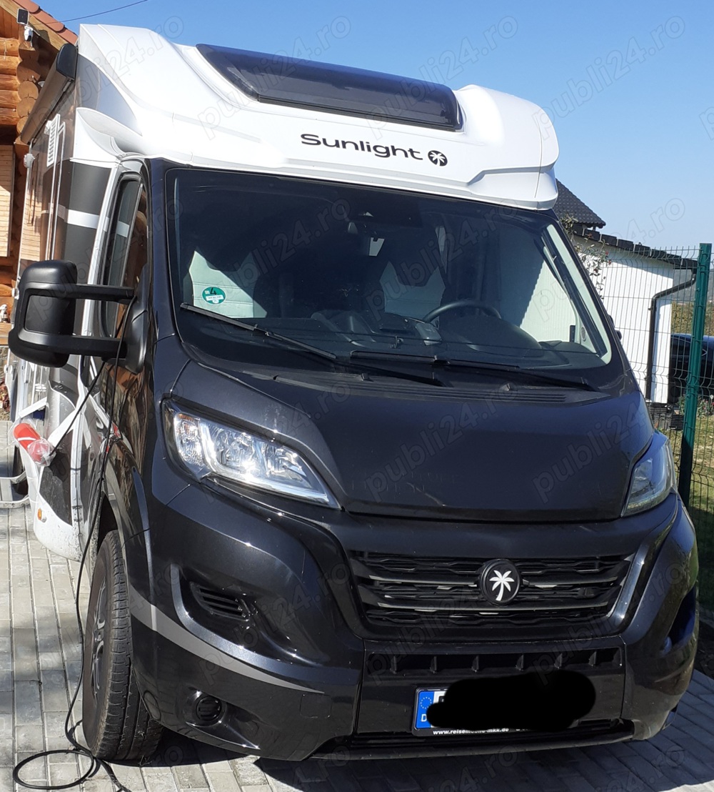 Autorulotă semi-integrată Sunlight Adventure T 69L cutie automata