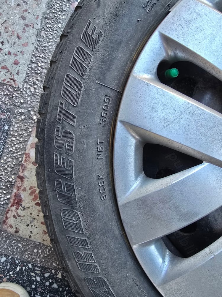 4 cauciucuri de iarnă,  Bridgestone Blizzak,  205 55 R16