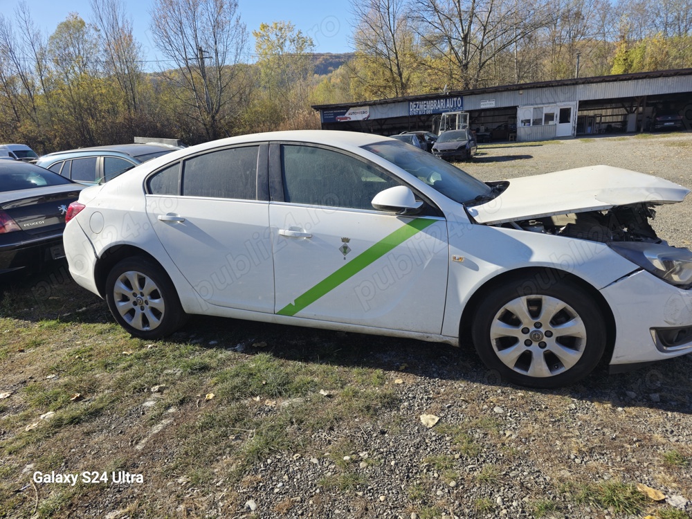 Dezmembrez Opel Insignia  1.6 DTJ an 2016
