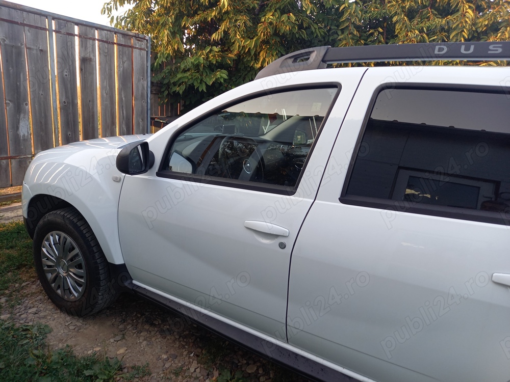 DACIA DUSTER  2015 4*4 128000KM