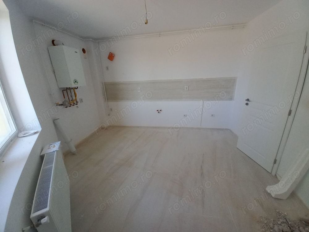 Apartament 1 camera. Bucatarie inchisa. Bloc nou. Etaj 1. Zona unitatii militare.