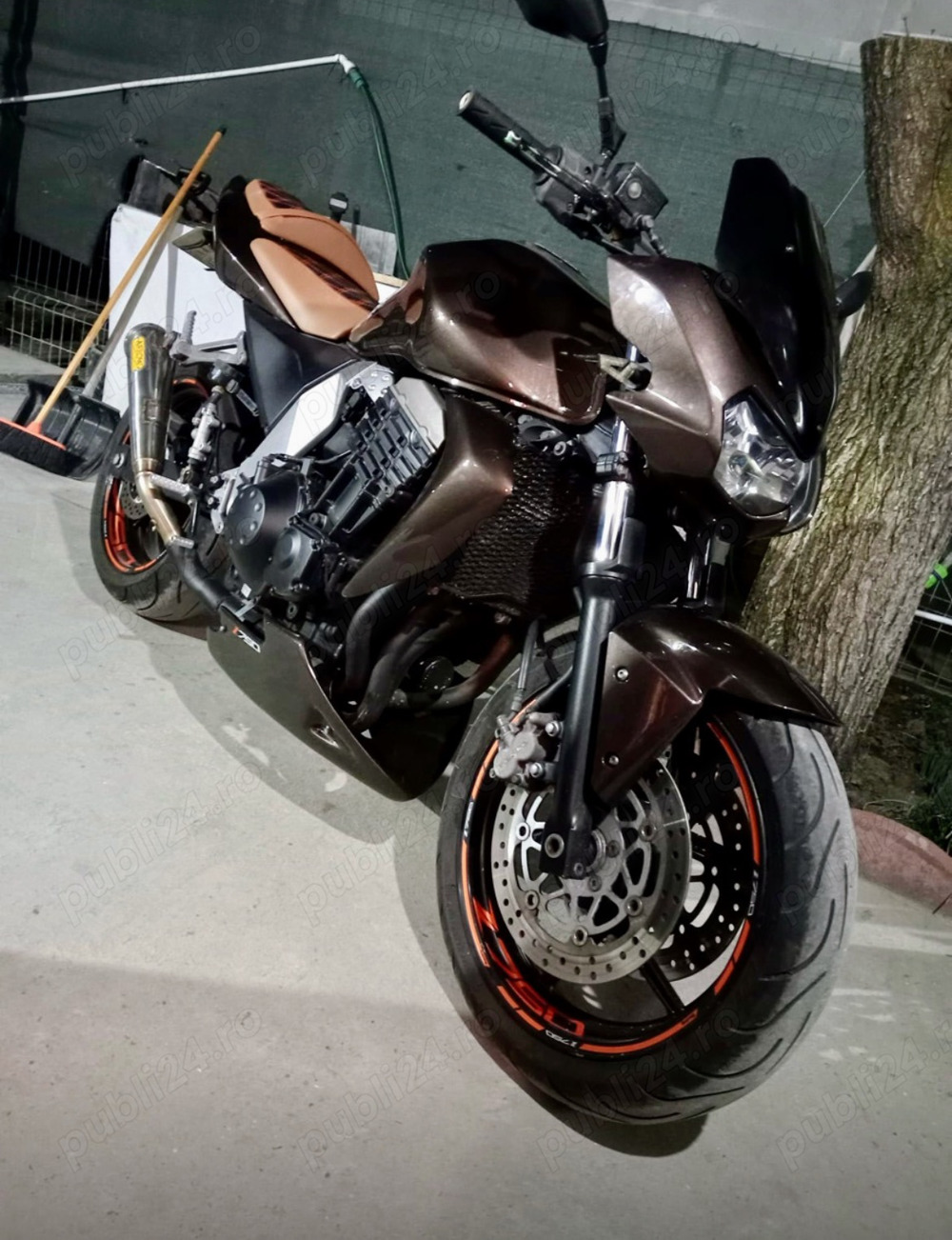 Vand Kawasaki Z750 2006 limitat A2