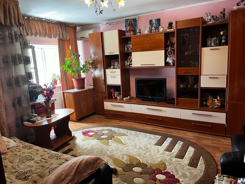 apartament 3 camere