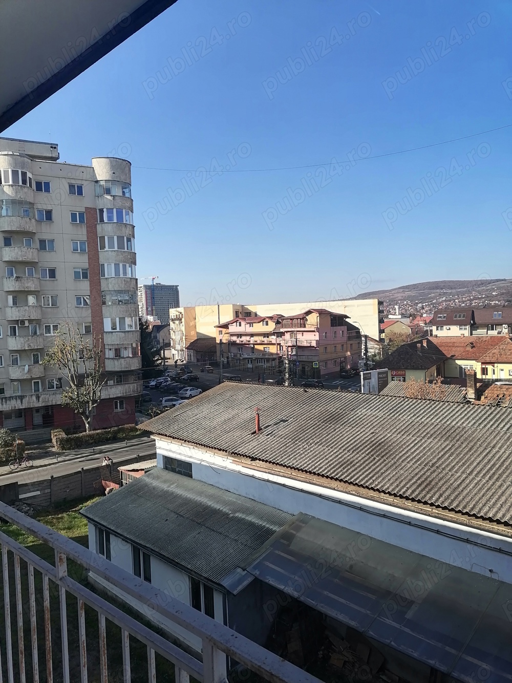 inchiriez apartament o cameră 