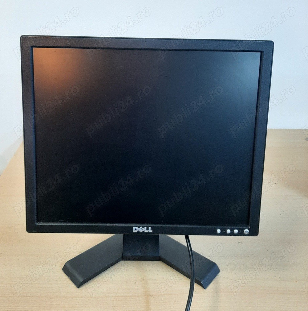 Vand monitor color patrat