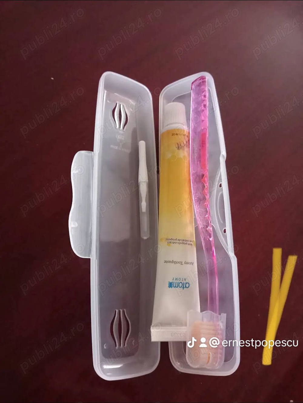   Periuțe de dinți foarte fine