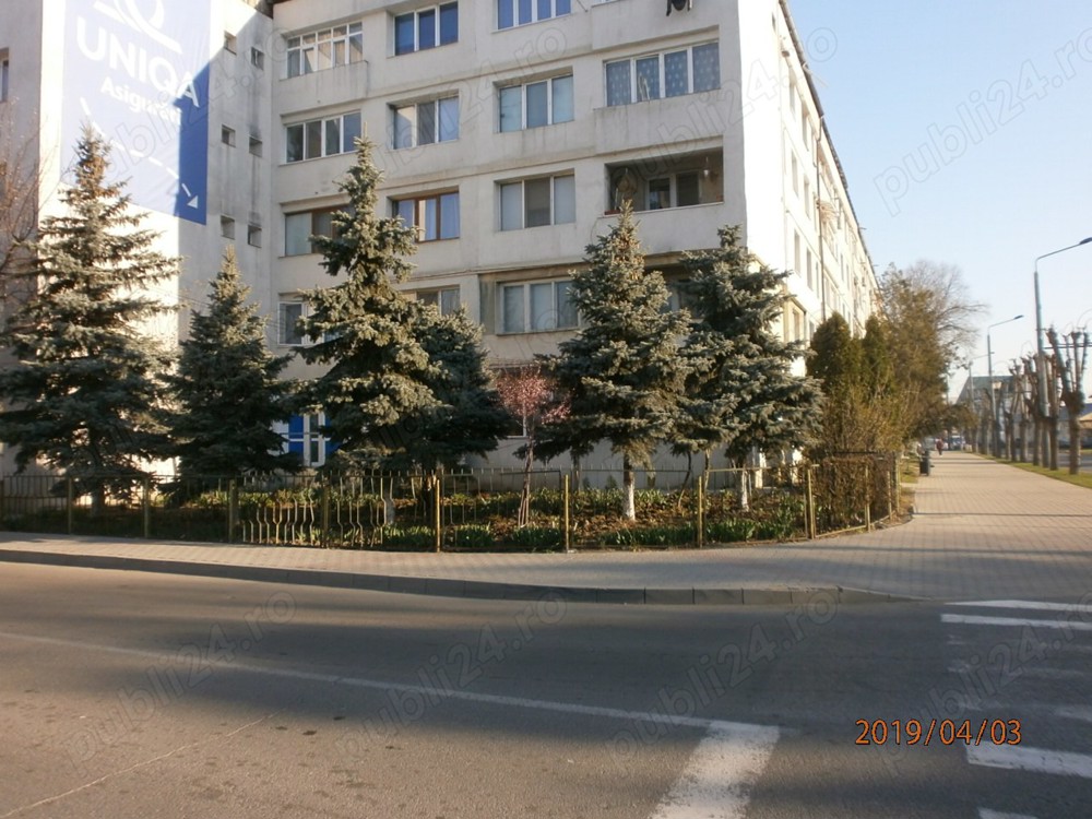 vanzare apartament 3 camere Vaslui