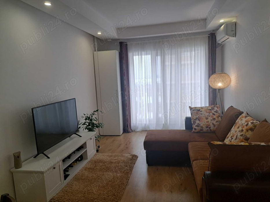 Apartament în Complexul Rezidențial Cosmopolis Faza 4 piscină