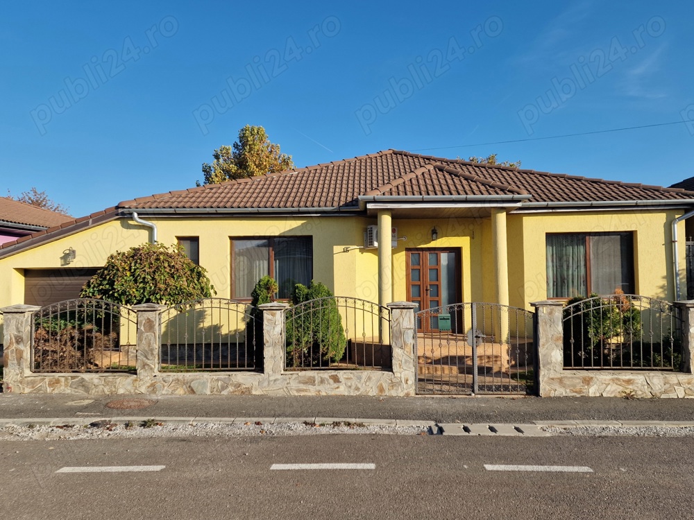 Casa de inchiriat, 3 dormitoare, in Santandrei, langa Oradea