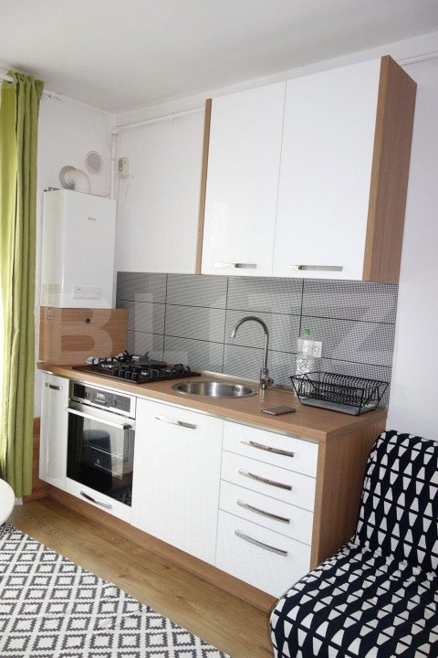 Apartament cu 2 camere, mobilat modern, 37mp, balcon, zona Eroilor